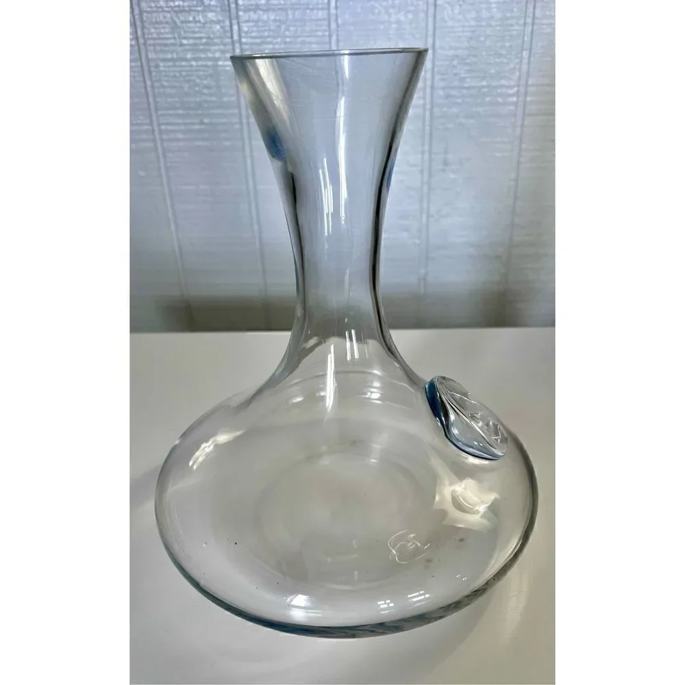 Unique Shannon Glass Wine Decanter with Embossed Fleur de Lis Ensignia